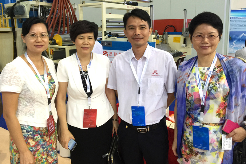  全自动智能缠绕膜机  